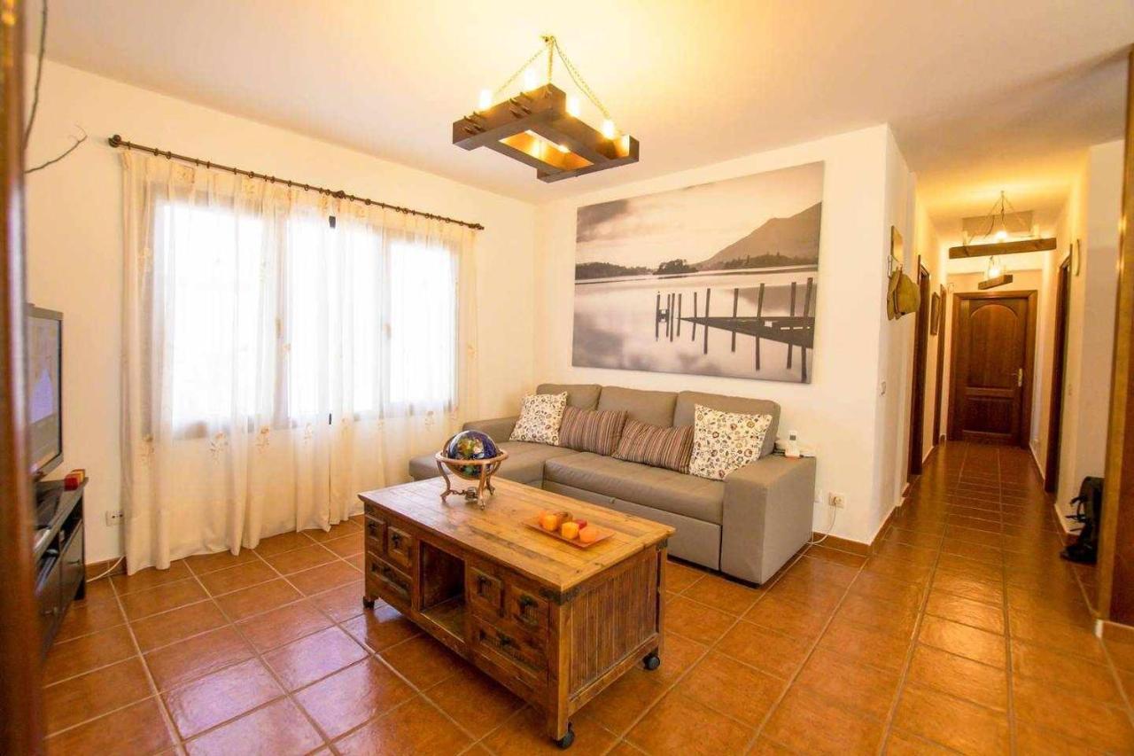Villa Palacios Herrero Tahiche ภายนอก รูปภาพ