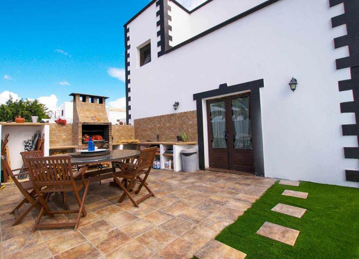 Villa Palacios Herrero Tahiche ภายนอก รูปภาพ