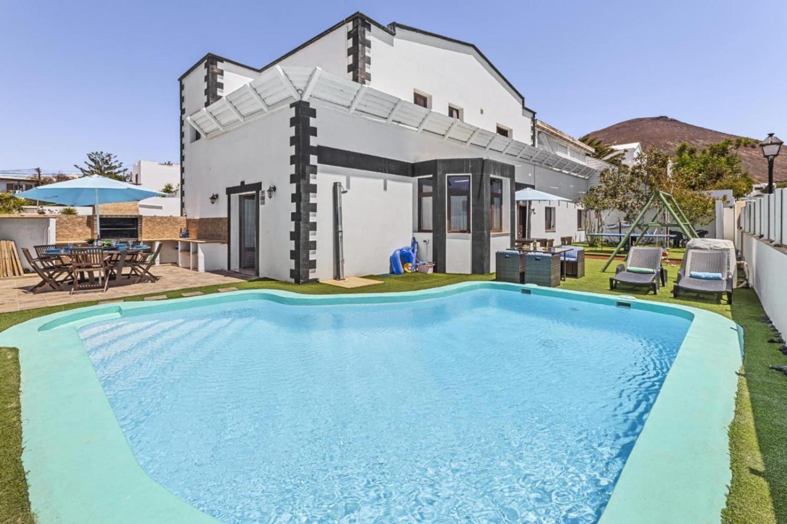 Villa Palacios Herrero Tahiche ภายนอก รูปภาพ